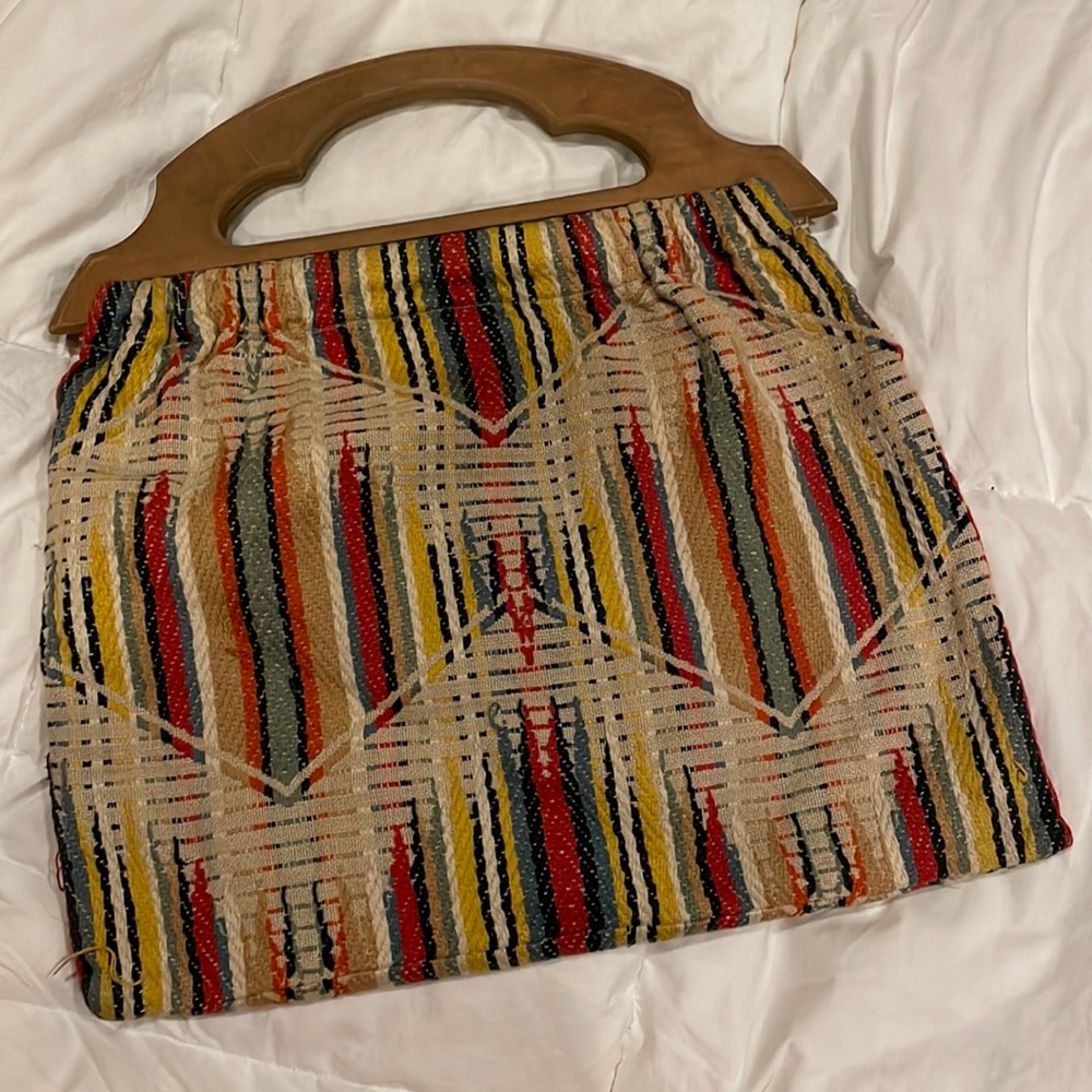 Adorable Vintage Wooden Handled Purse